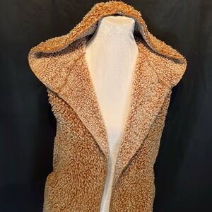 Love Tree Sherpa Teddy Hooded Vest